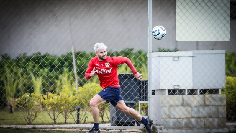 Bragantino realiza treino técnico em preparação para partida contra o Internacional
