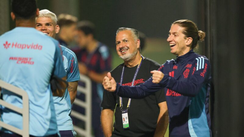 Boto diz que Vini Jr. voltará ao Flamengo e aconselha Filipe Luís: “Mais um ano aqui e estará pronto para a Europa”