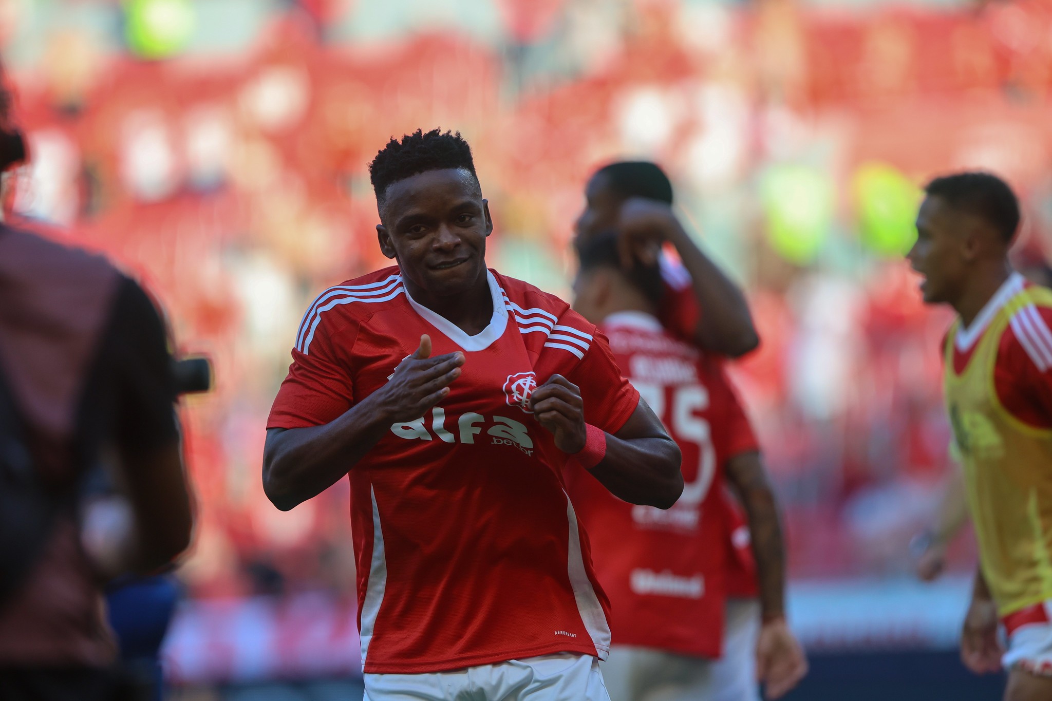 Elenco do Inter 2026: até quando vai o contrato de cada jogador?