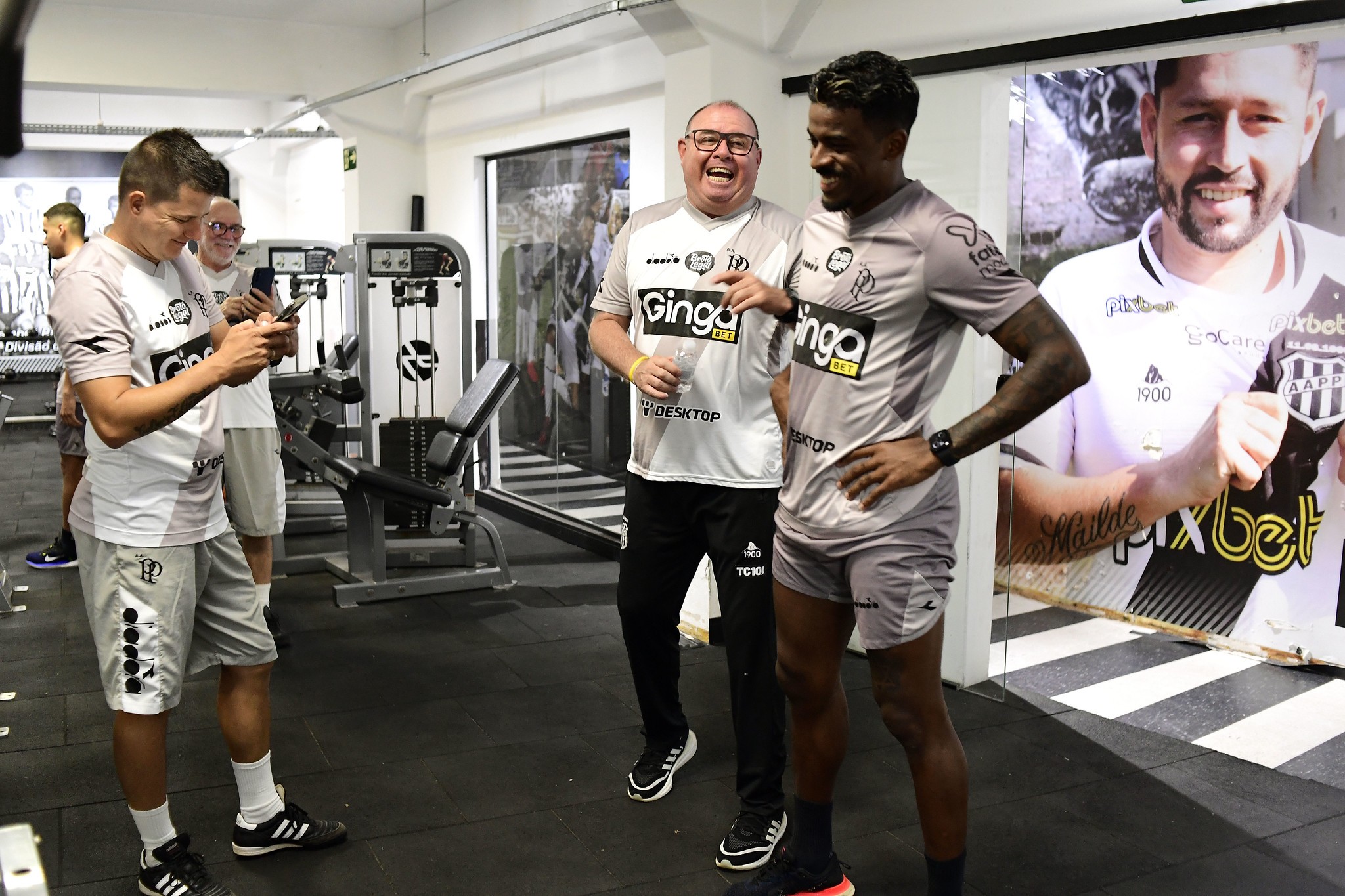 Sem receber atrasados, volante decide sair da Ponte em meio à pré-temporada