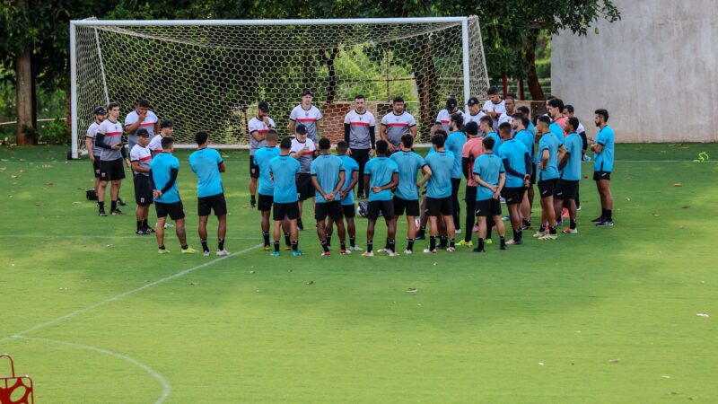 Botafogo-SP aguarda ex-Palmeiras para treinar completo na pré-temporada