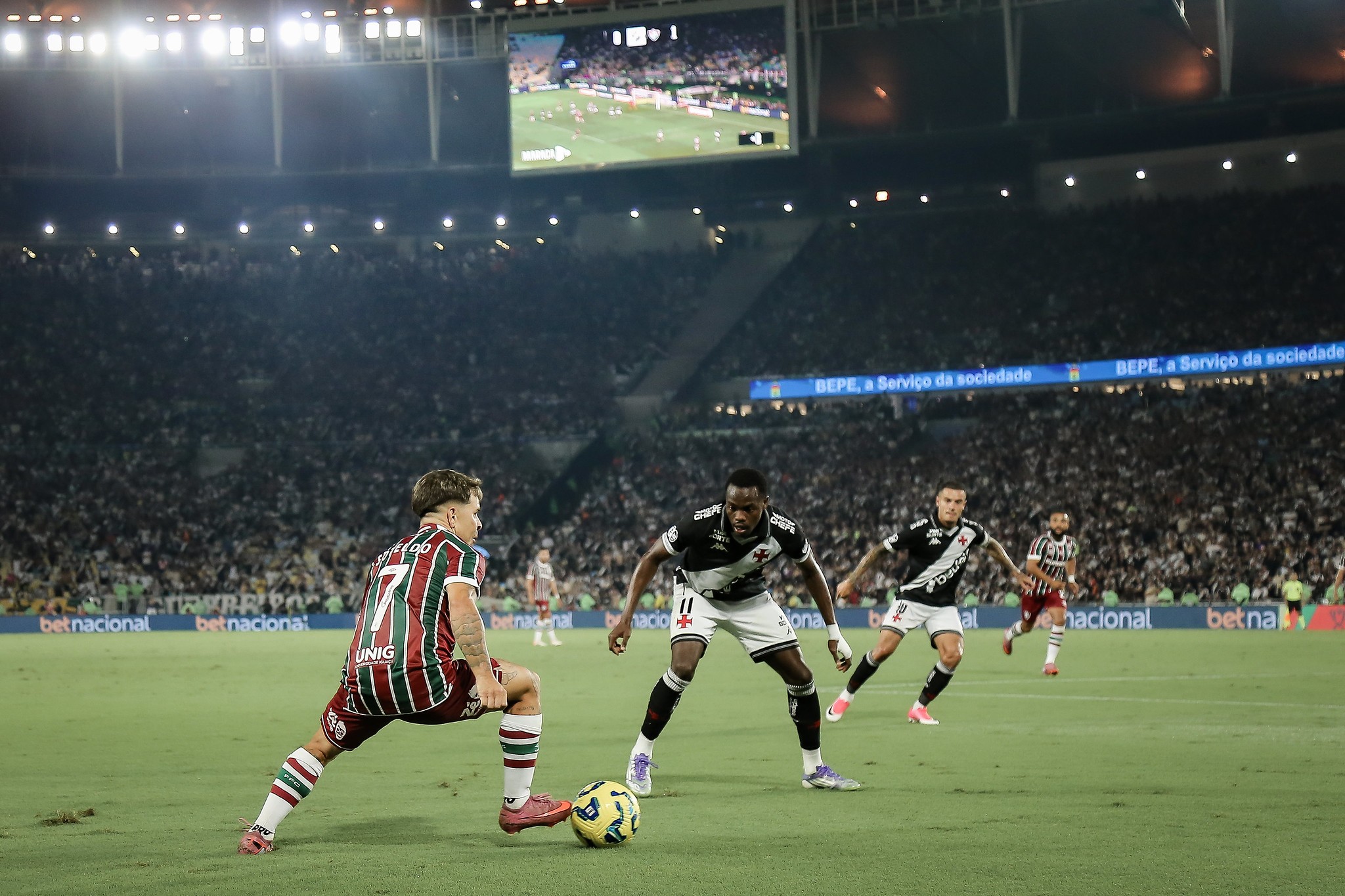 Fluminense x Vasco: Soteldo deixa clássico com dor no quadril e vira dúvida para decisão da semifinal