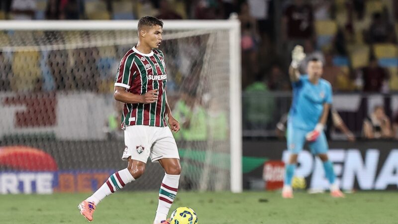 Thiago Silva rescinde e deixa o Fluminense