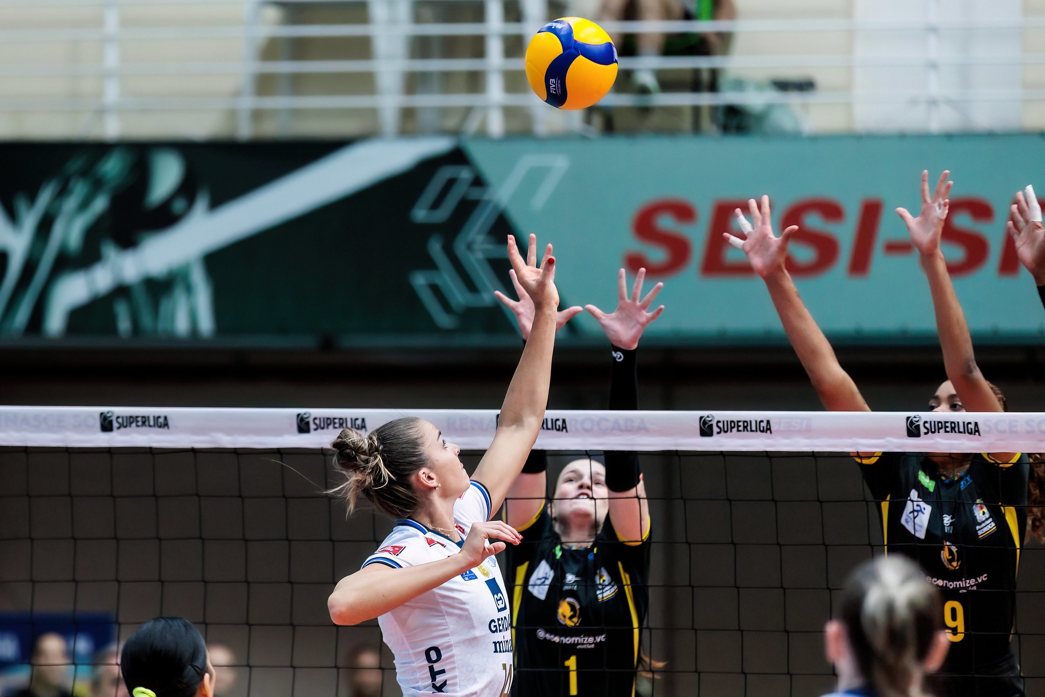 Minas confirma favoritismo e vence Renasce Sorocaba por 3 a 0 pela Superliga Feminina