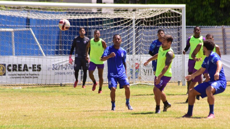 Vitória-ES goleia Serra, no Salvador Costa, em último jogo-treino do ano