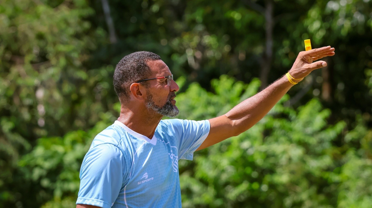 Sérgio Duarte elogia juventude do elenco, mas espera por jogadores mais experientes para equilibrar