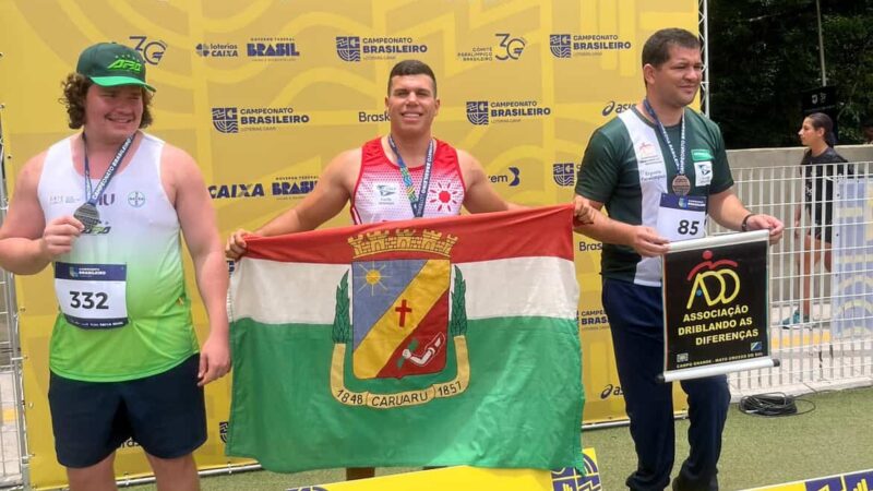 Caruaruense bate recorde e é bicampeão brasileiro no Lançamento de disco