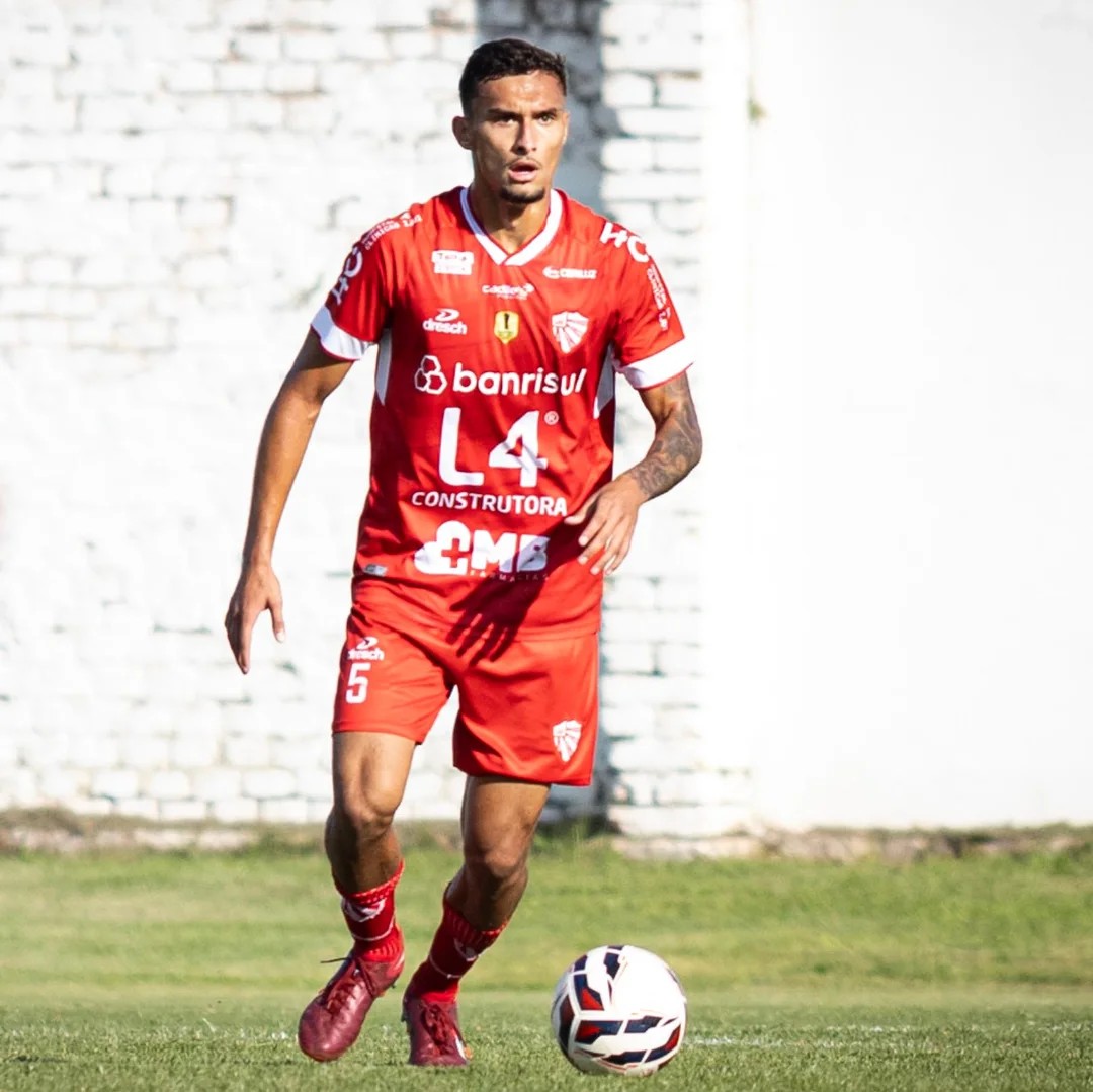 Sergipe segue na ativa e anuncia dupla de reforços para temporada 2026