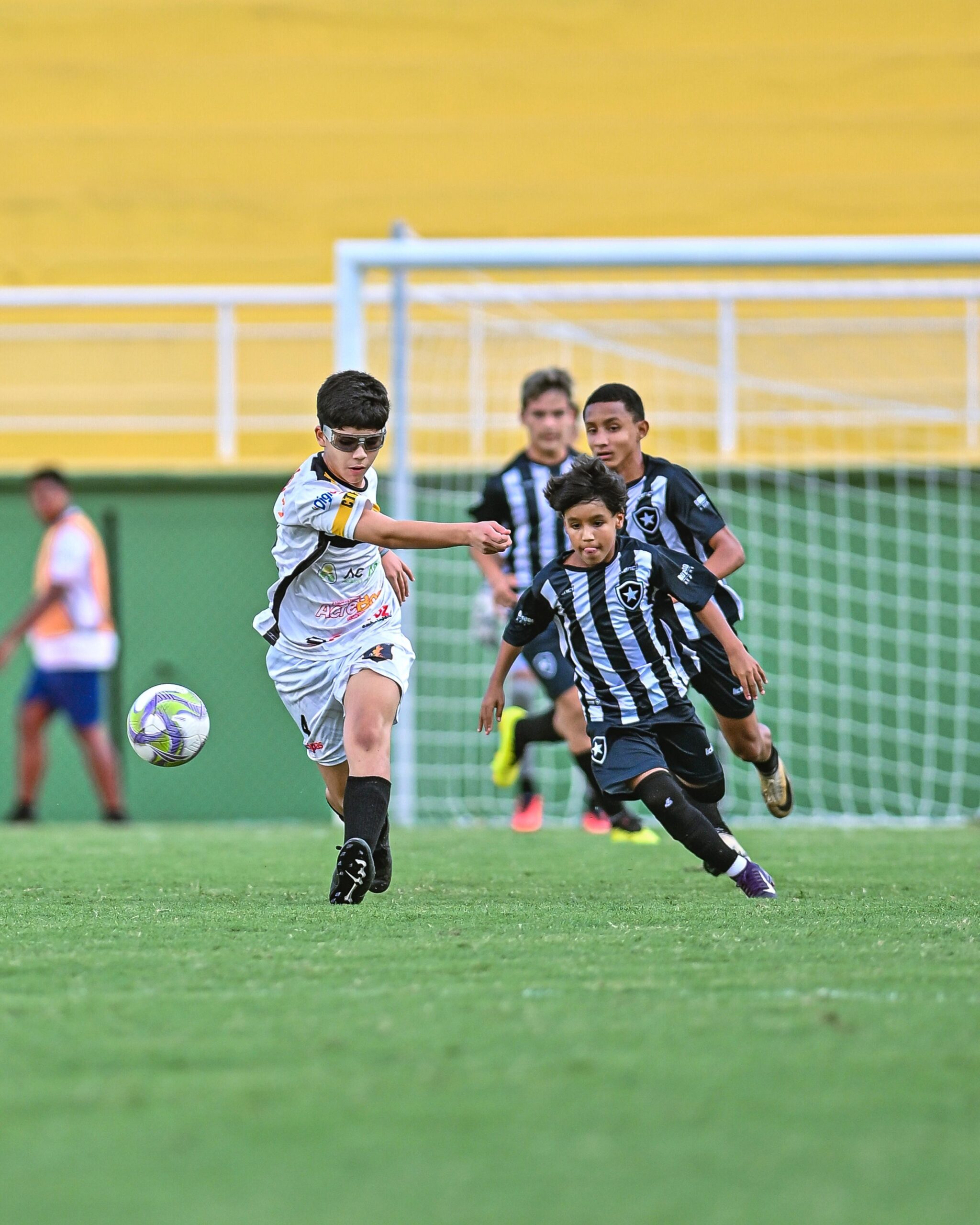 Santa Cruz-AC e Furacão do Norte vencem e vão decidir título do Campeonato Acreano Sub-13