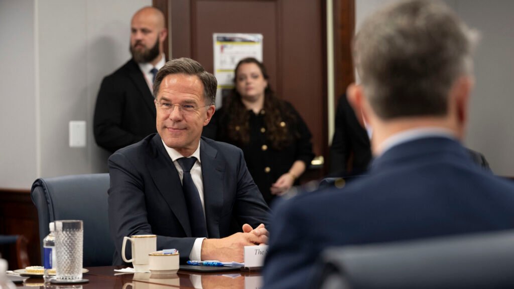 Chefe da Otan alerta Europa sobre risco de ataque da Rússia e pede aumento urgente nos gastos militares