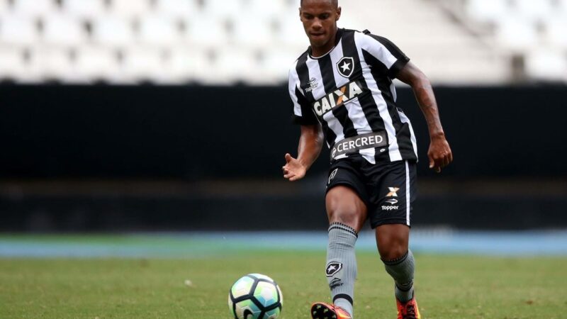 Revelado no Botafogo, Rickson é o novo reforço do Joinville