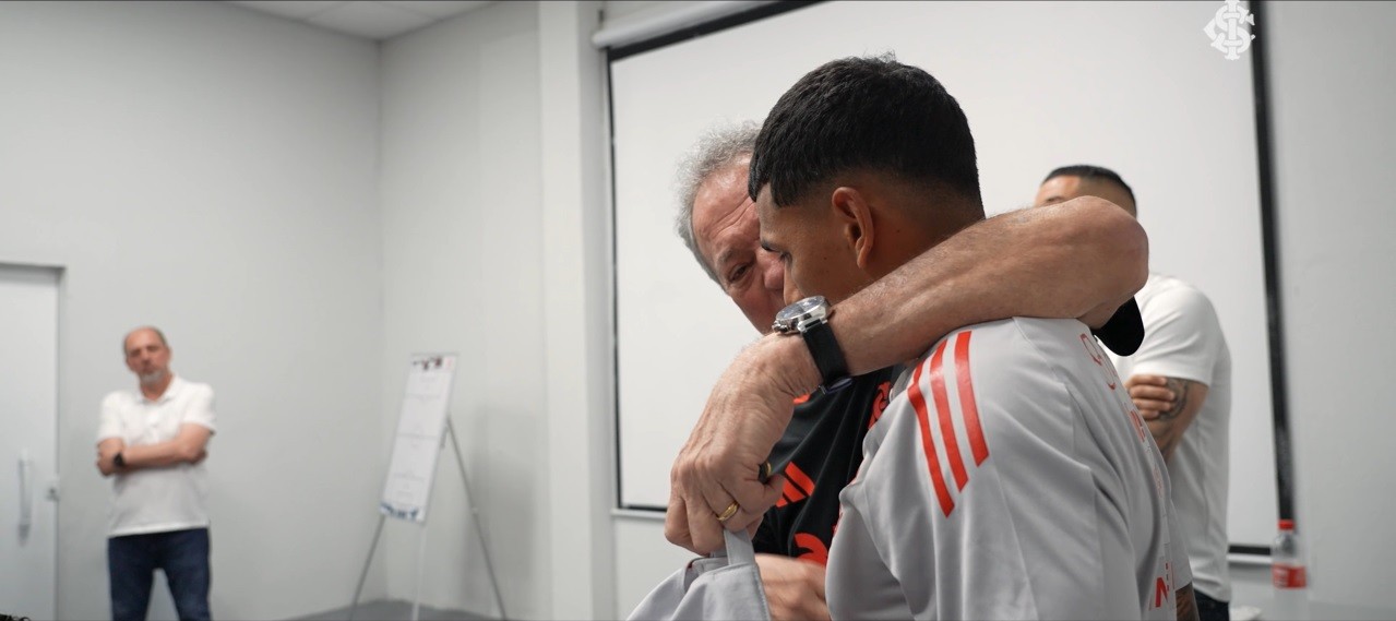 Inter divulga bastidores dos oito dias de Abel Braga até evitar rebaixamento; veja o vídeo