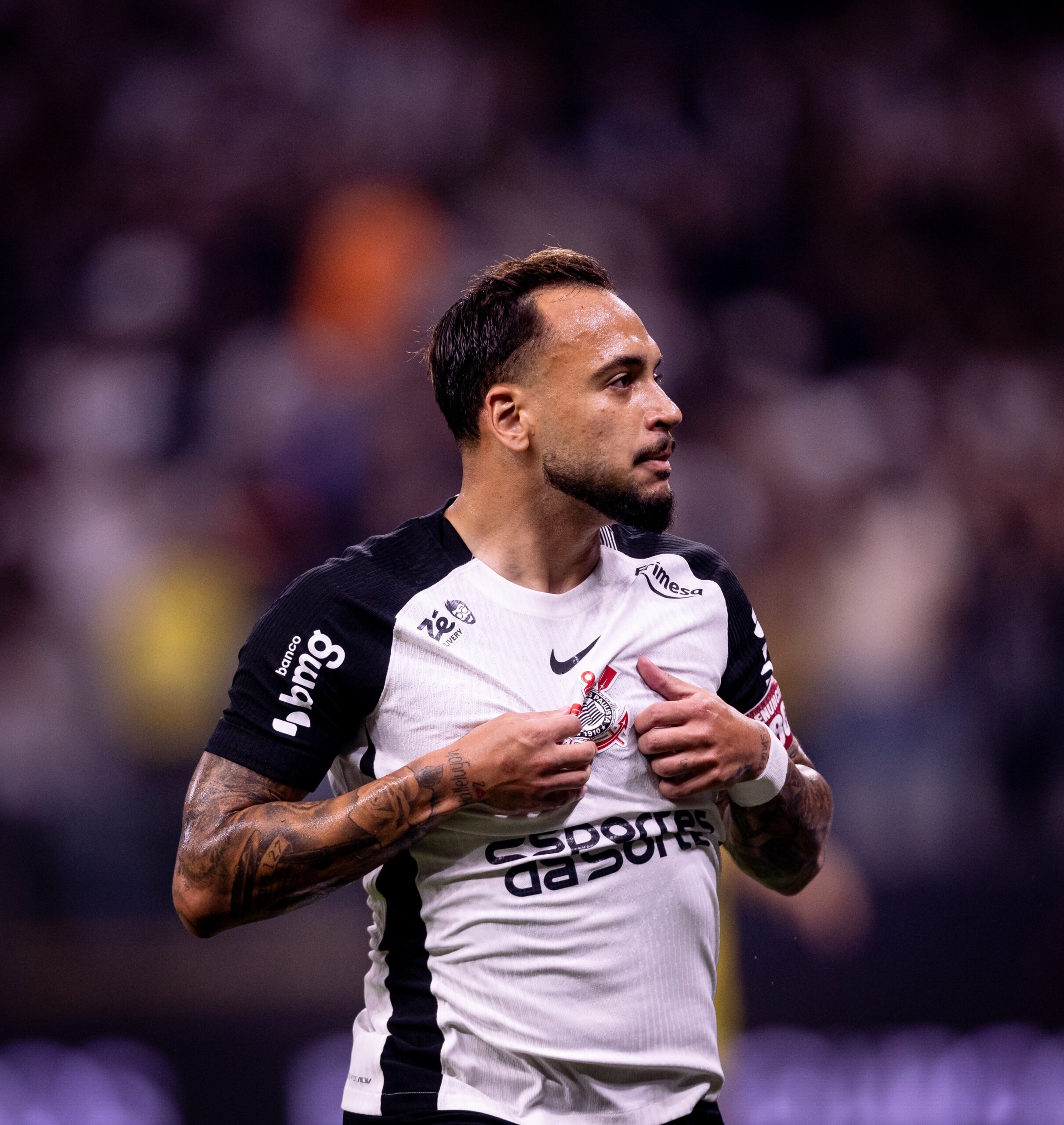 Corinthians faz proposta ao Shakhtar para manter Maycon em 2026