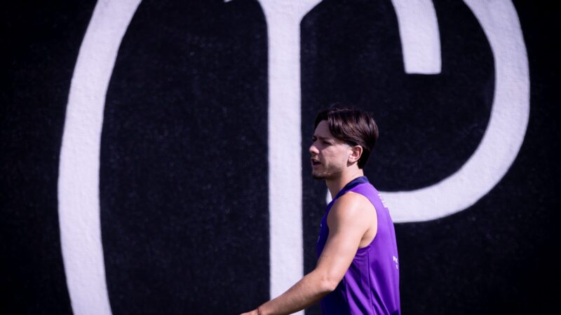 Garro faz trabalhos em campo, e Corinthians confia em presença na semi; Yuri Alberto é dúvida
