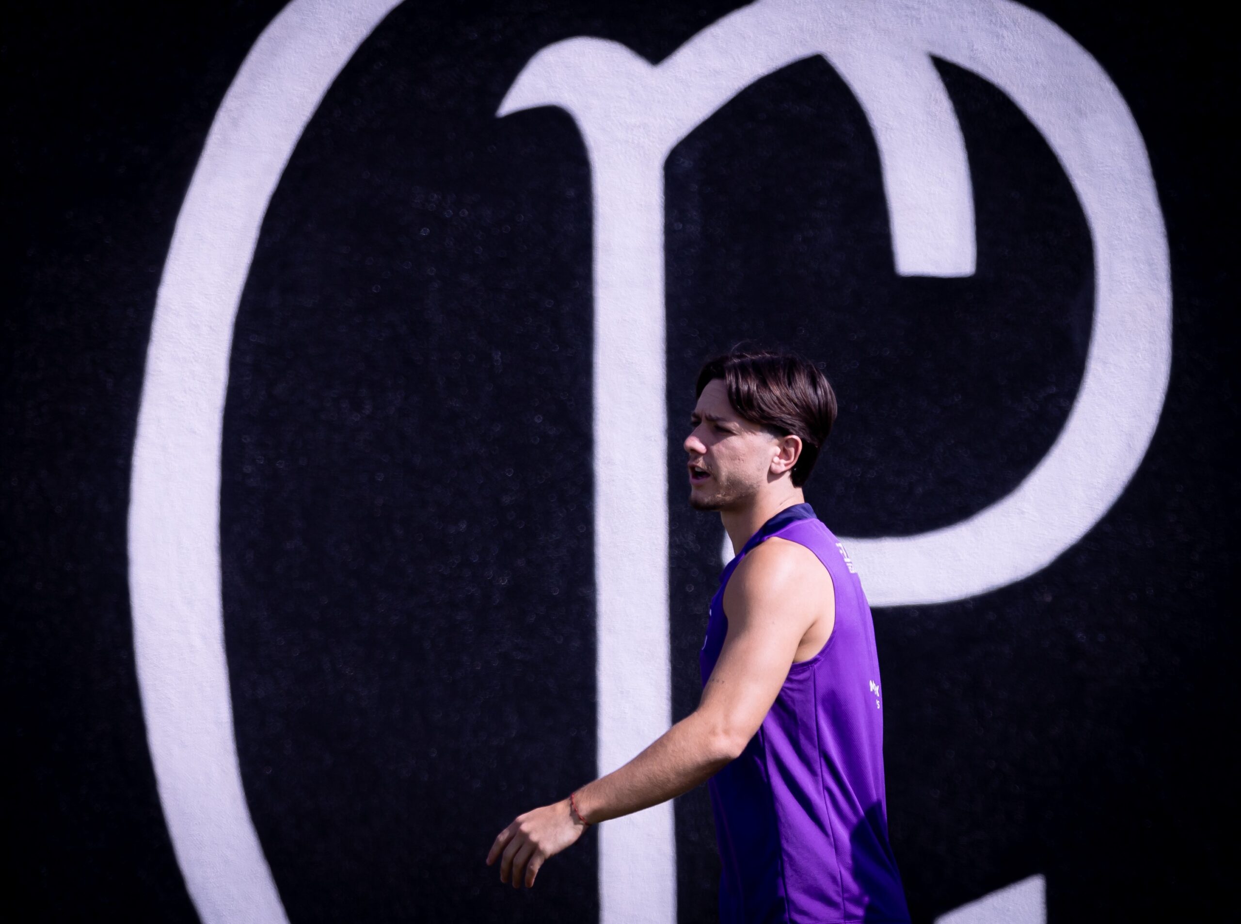 Garro faz trabalhos em campo, e Corinthians confia em presença na semi; Yuri Alberto é dúvida