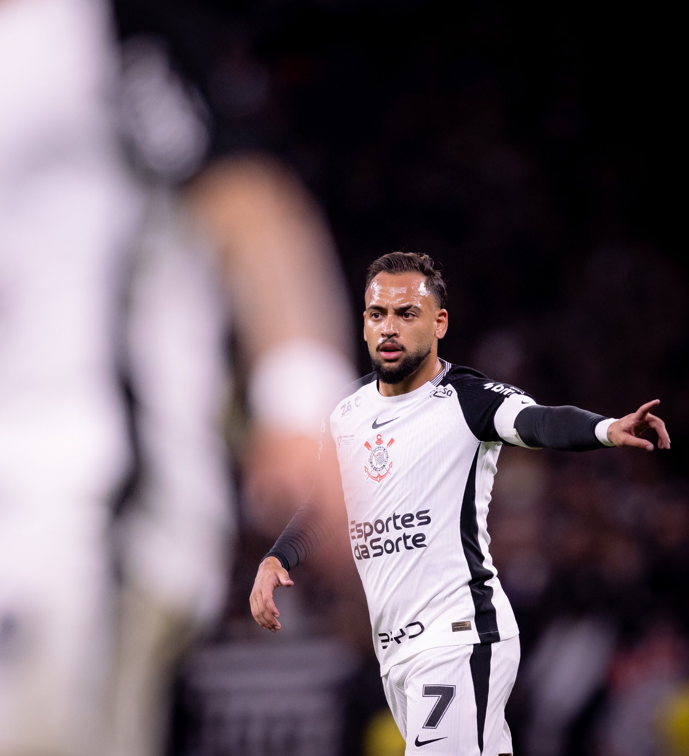 Corinthians chega à final da Copa do Brasil com mais de um capitão e líderes sem a braçadeira