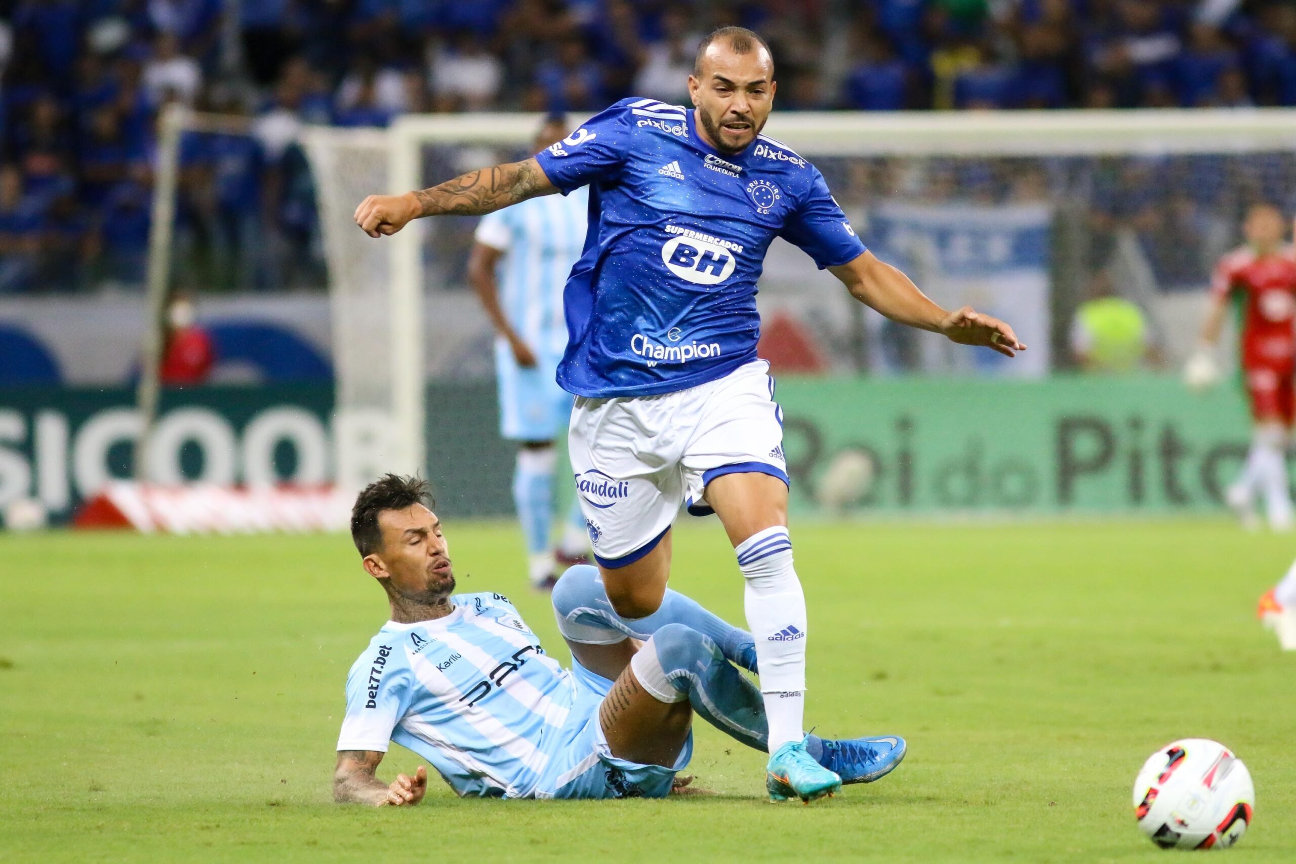 Ex-Cruzeiro volta a clube que o projetou após dez anos para disputa do Paulistão