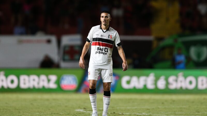 Thiago Galhardo revela ter sugerido a atletas boicotar reapresentação do Santa Cruz