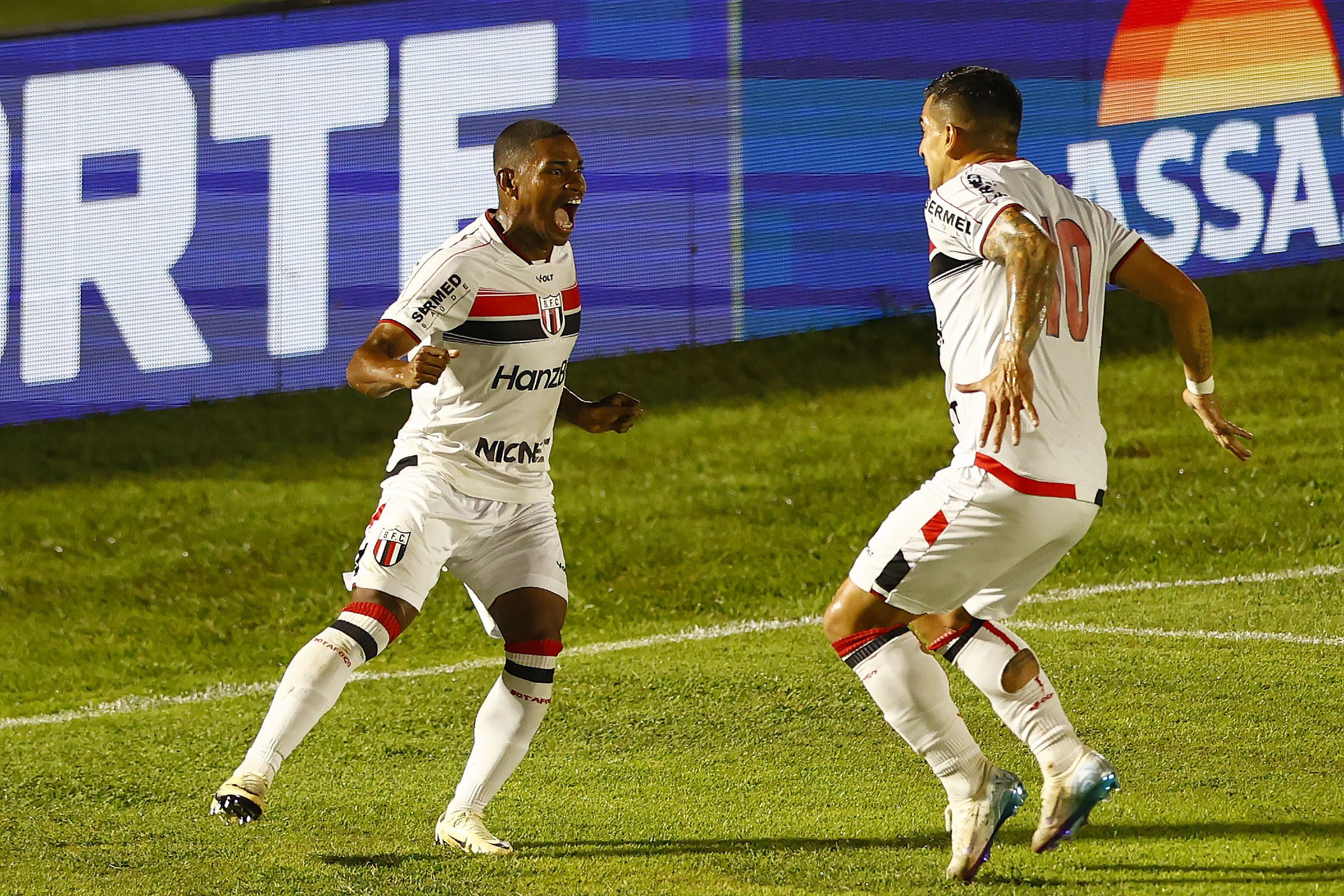 Botafogo-SP renova com Jefferson Nem; saiba detalhes