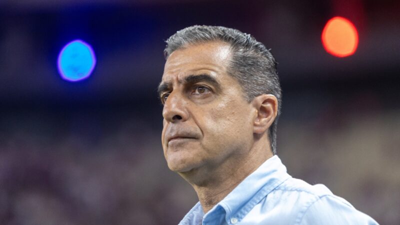 Universidad de Chile negocia contratação de Renato Paiva, ex-Botafogo