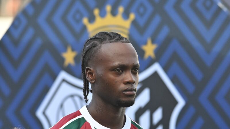 De espaço para jovens a resgatar peças: veja missões de Zubeldía no Carioca pelo Fluminense