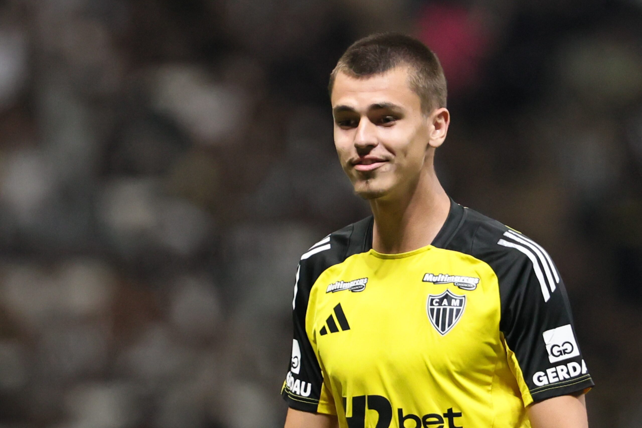 Joia do Atlético-MG 2026: “atleta exemplo”, Vitão se destaca no jogo aéreo; conheça