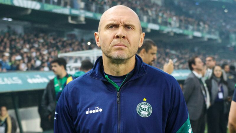 Ceará encaminha acerto com Mozart Santos para 2026