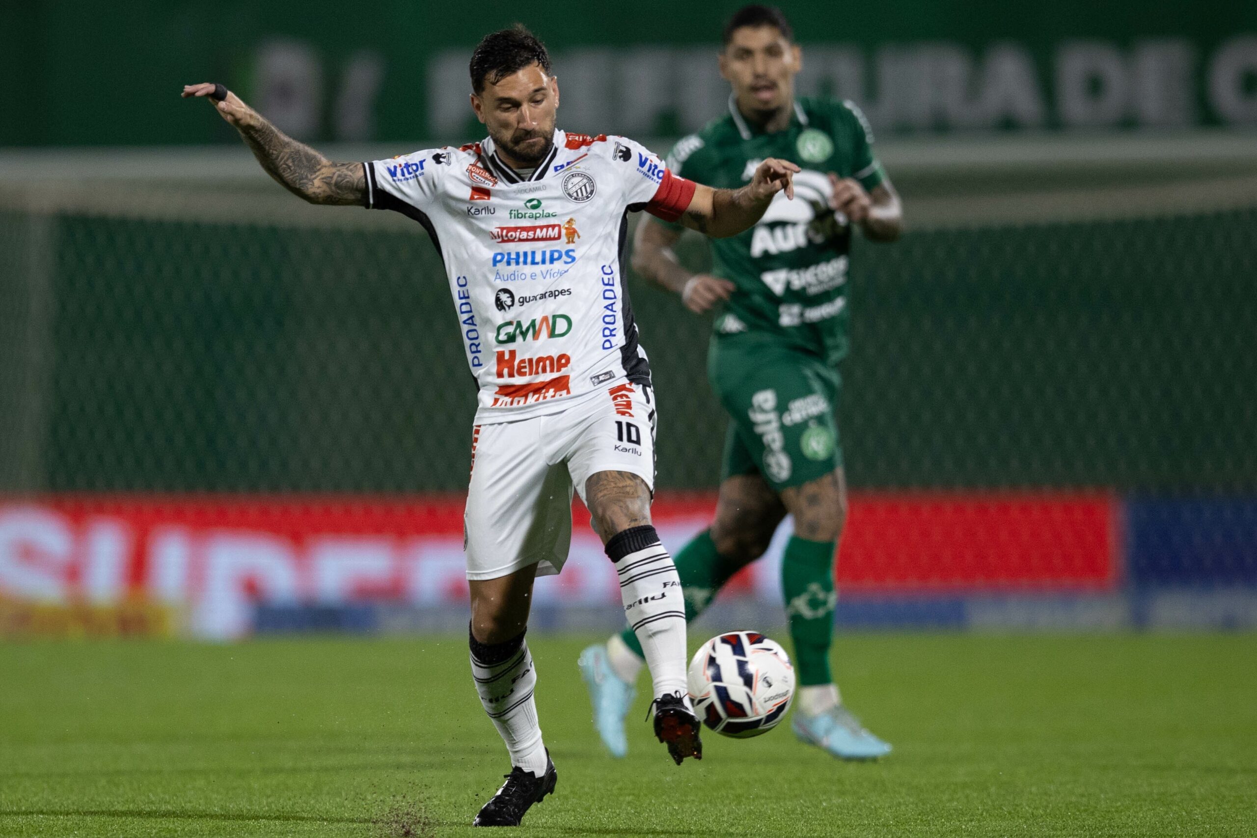 Operário-PR tem procura do Goiás por Boschilia e Rodrigo Rodrigues e só libera por multa