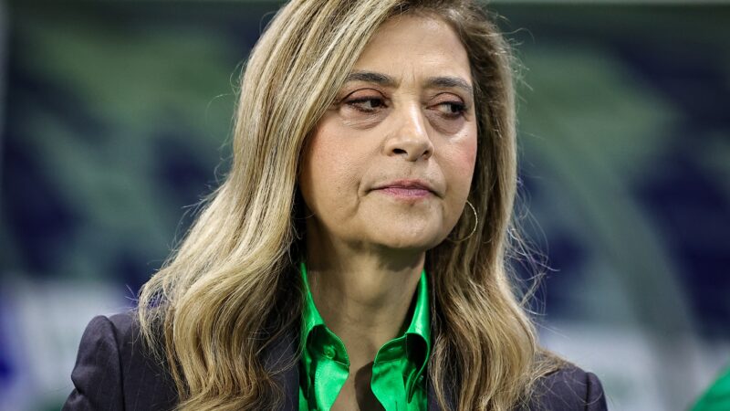 Leila, do Palmeiras, rebate proposta do Flamengo pelo fim do sintético: “Sem clubismo e fake news”
