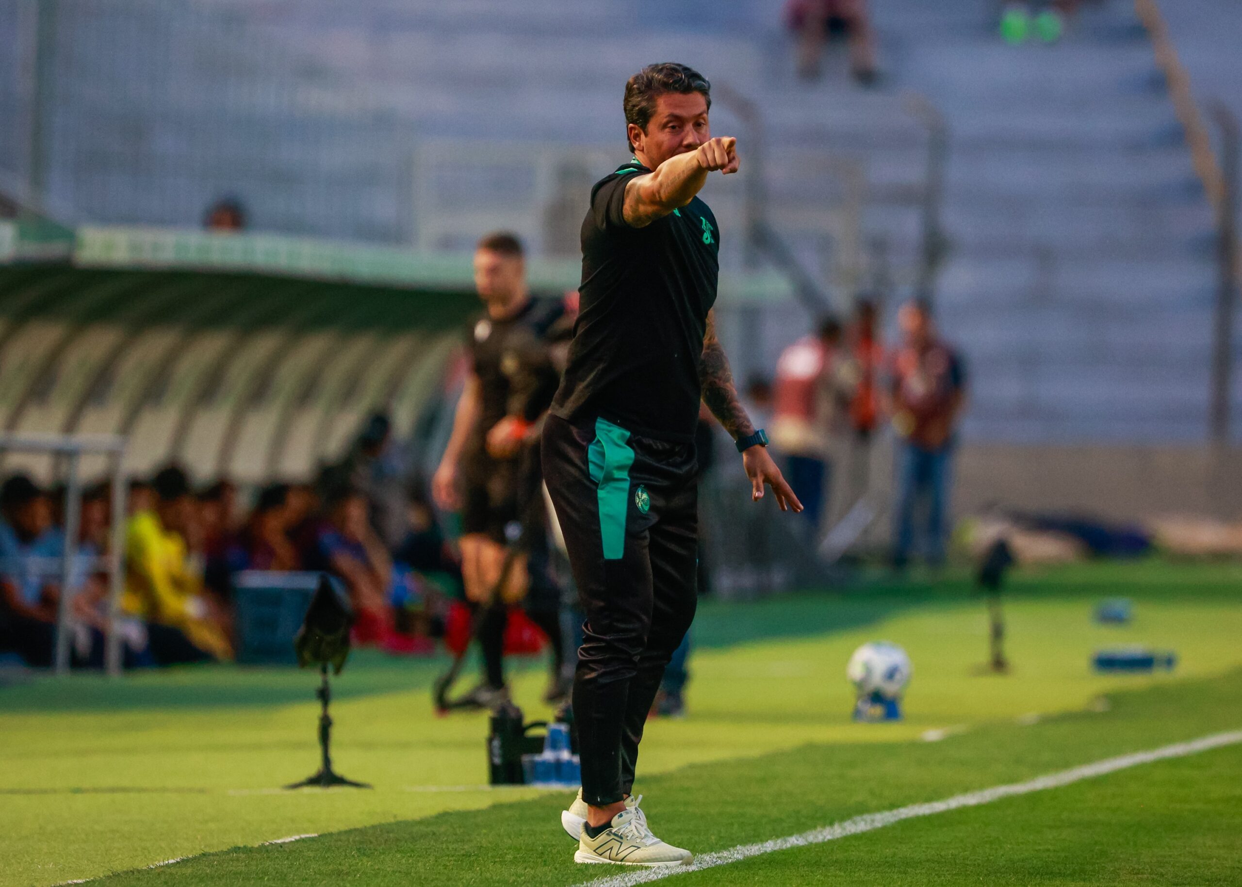 Vai ou fica? O que presidente do Juventude diz sobre permanência de Thiago Carpini