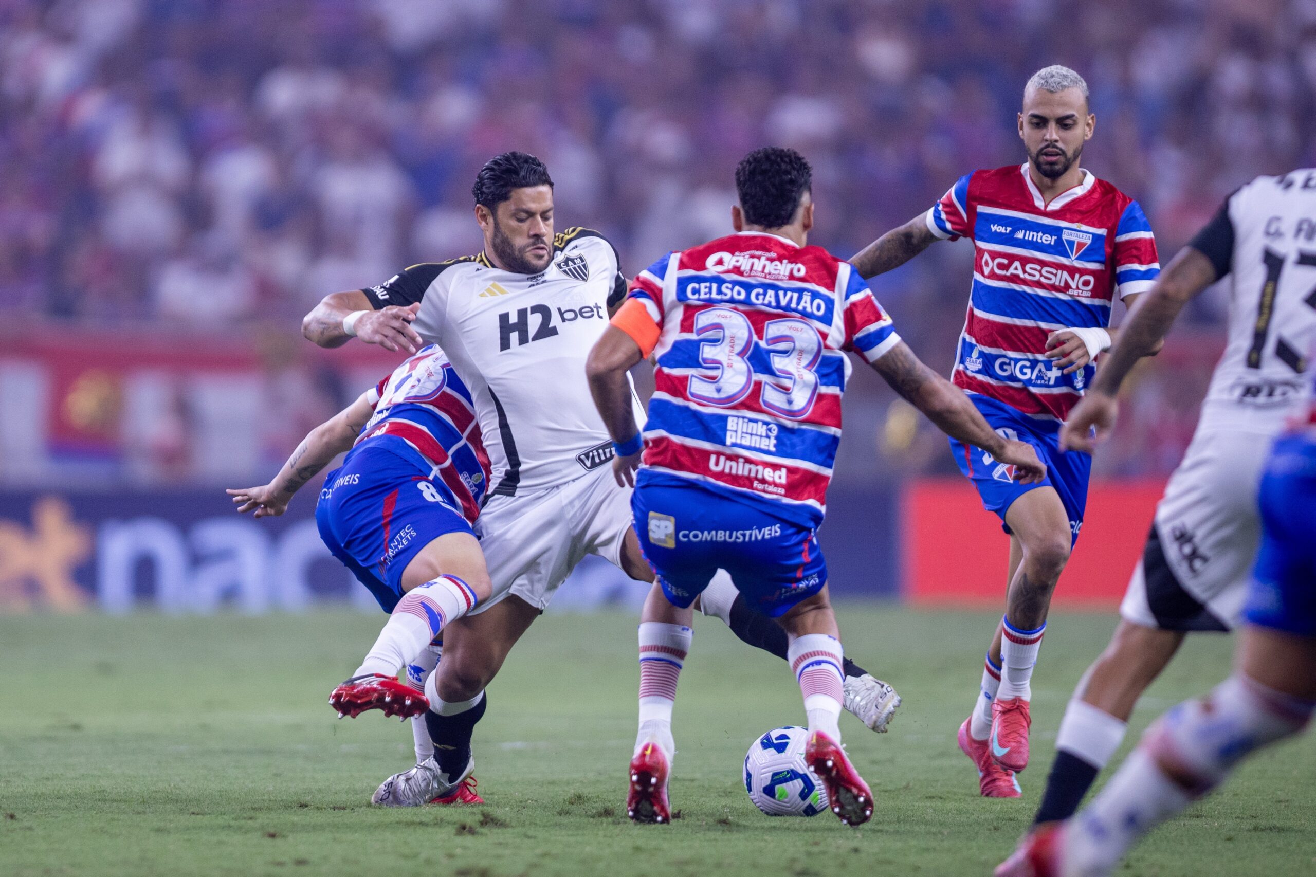 Atuações do Atlético-MG: defesa sofre em dia de ataque apagado, e Sampaoli mexe mal; dê suas notas