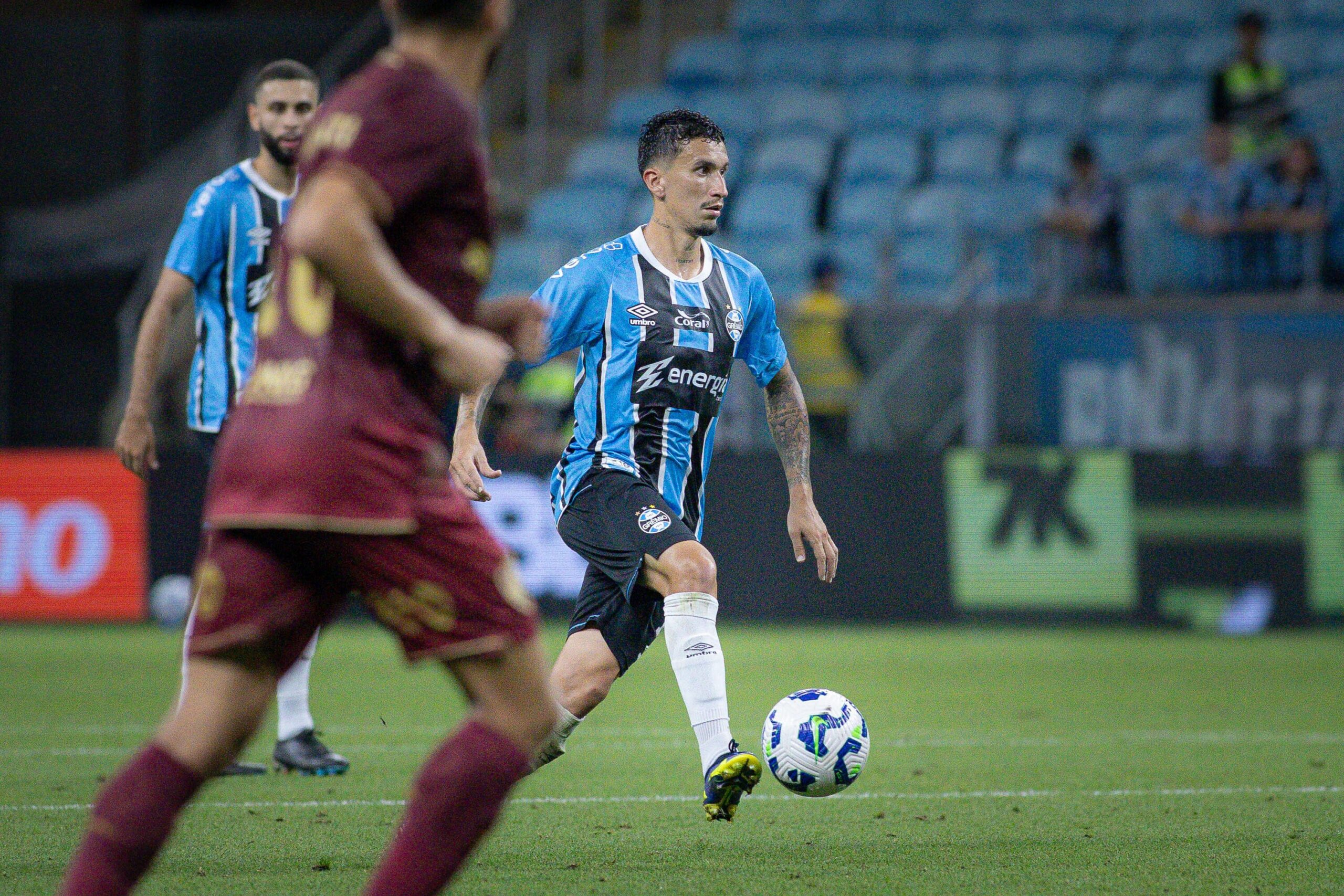 Dodi é o jogador com mais partidas pelo Grêmio em 2025; veja a lista