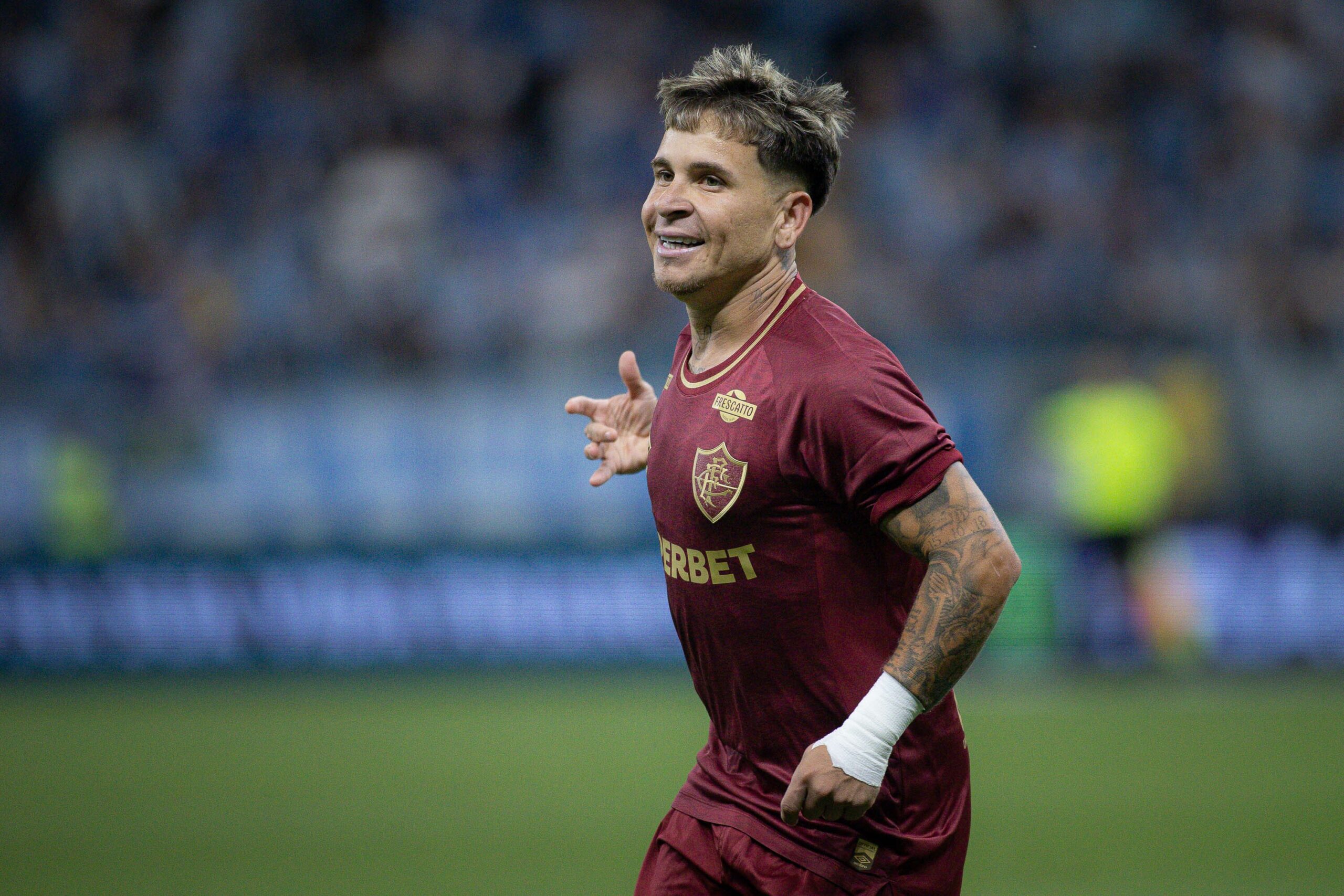 Fluminense sustenta pressão e vence o Grêmio em noite de ‘desencantos’