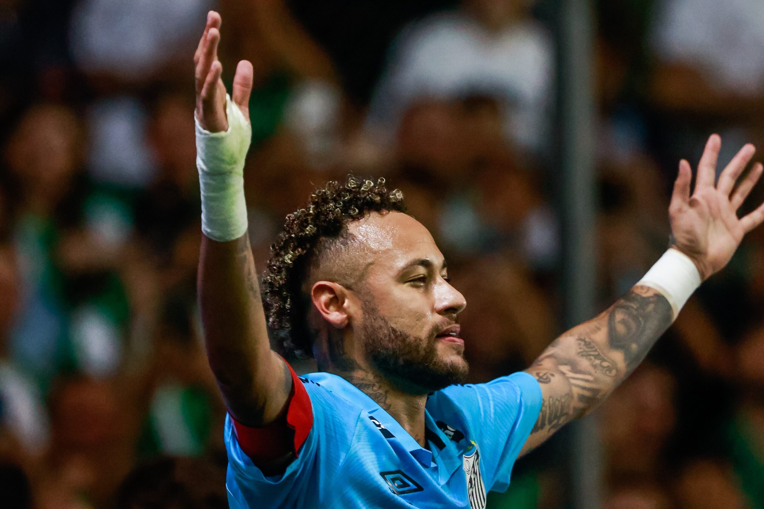 Neymar, do Santos, é o Craque Betano da rodada #37 do Cartola