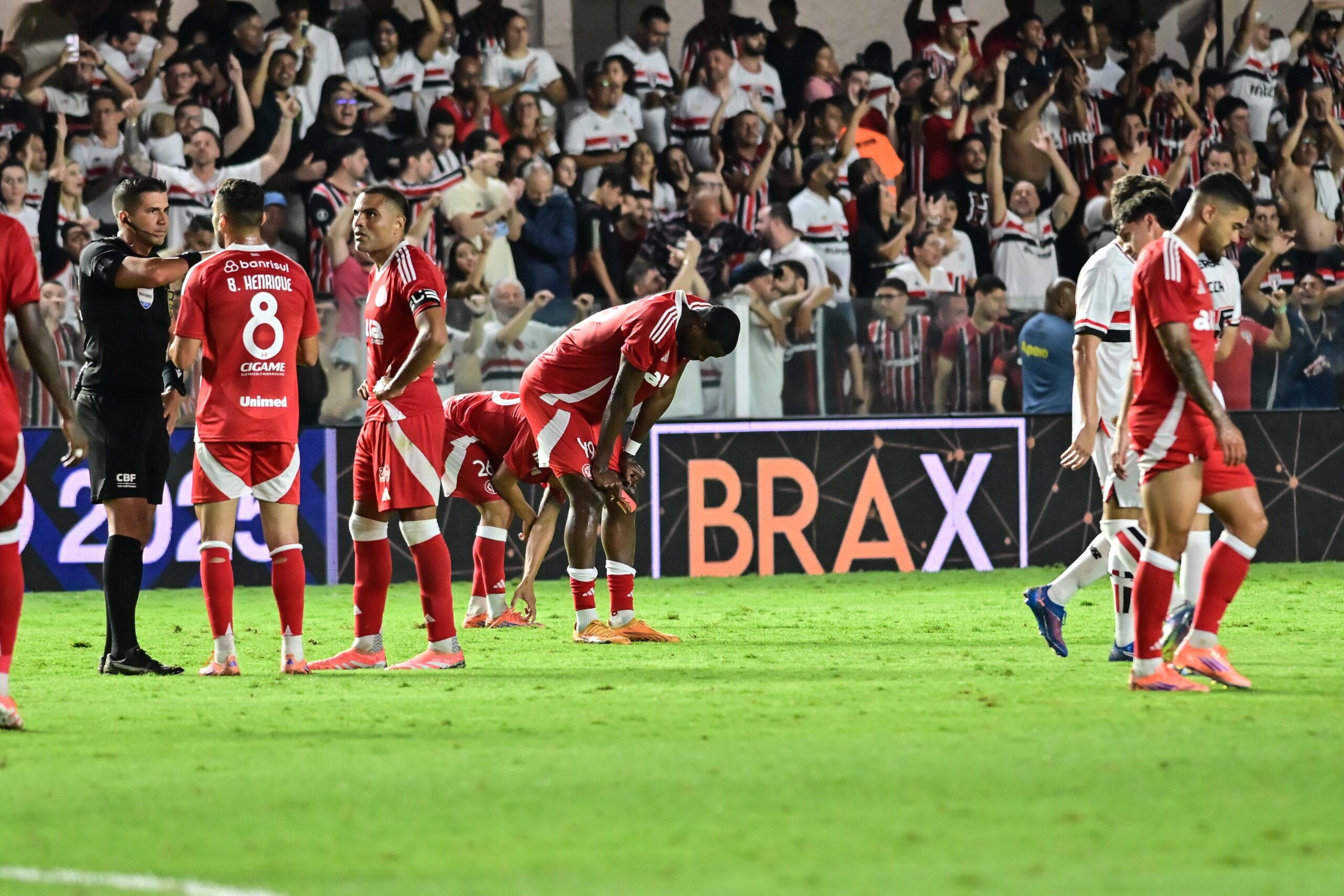 Nem o “escudo” Abel Braga produz efeito, e o Inter marcha convicto para a Série B
