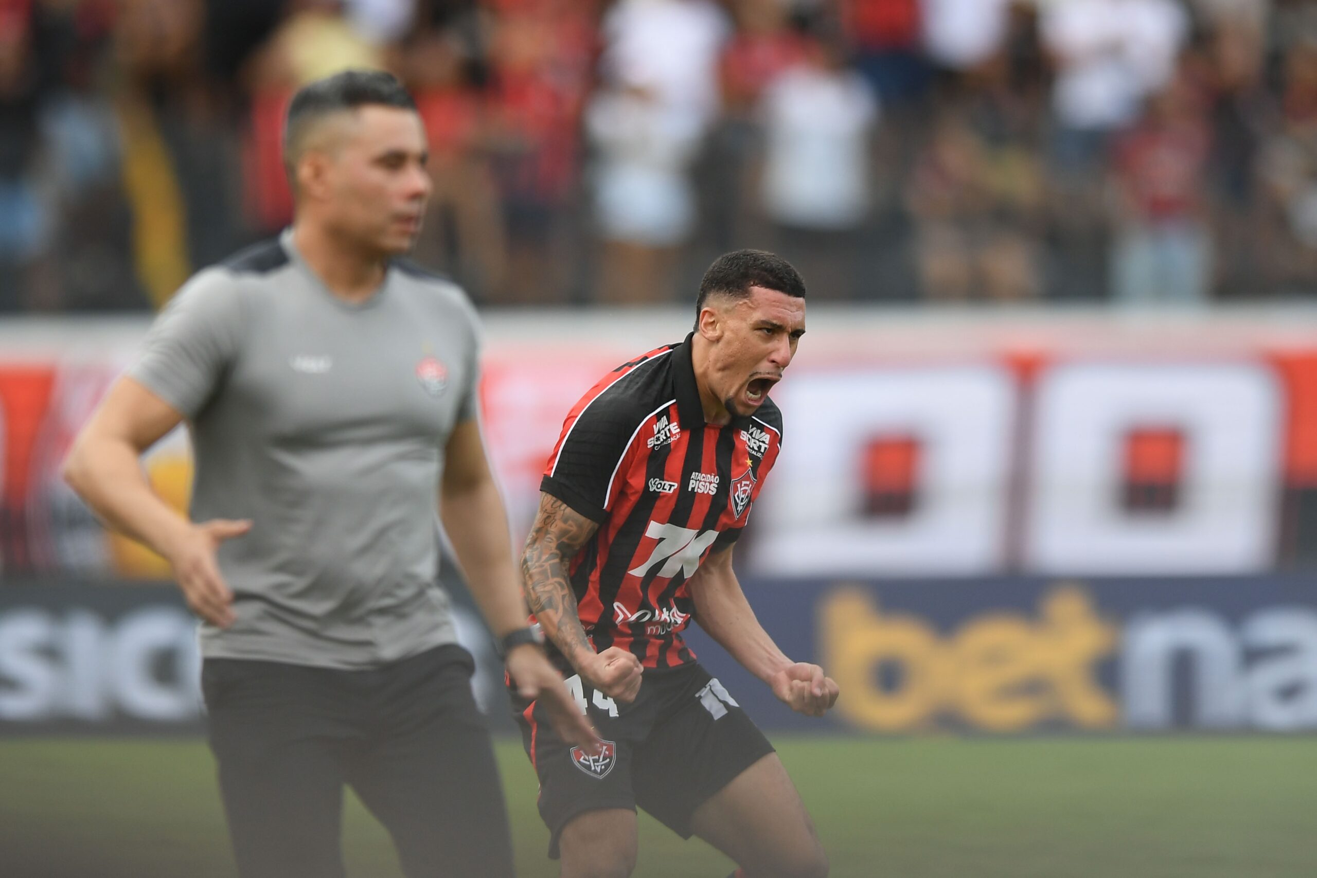 Análise: Vitória tem atuação de Série A para confirmar arrancada e garantir permanência na elite