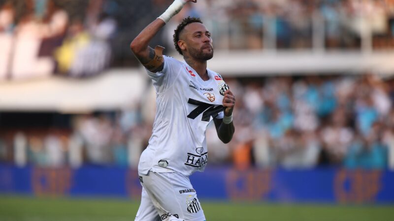 Presidente diz que Santos fará “todo o esforço” possível para segurar Neymar até a Copa