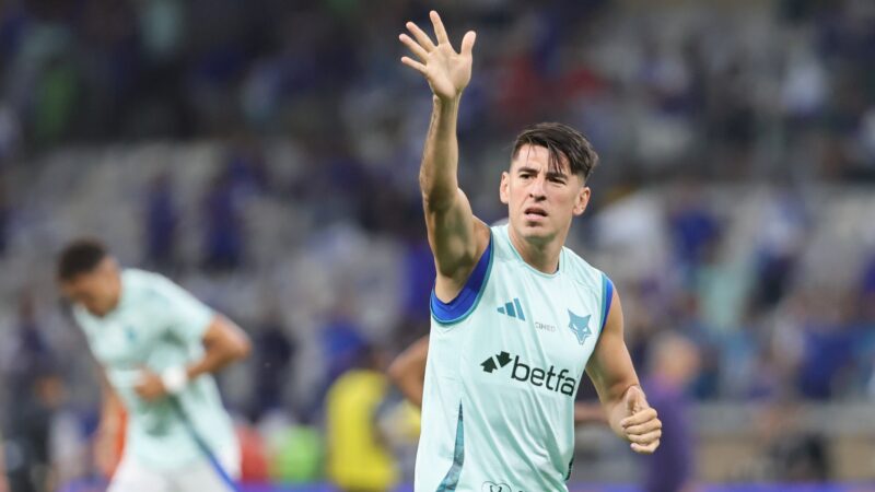 Raio-X: desarmes e SG fazem de Villalba o melhor zagueiro do Cartola 2025