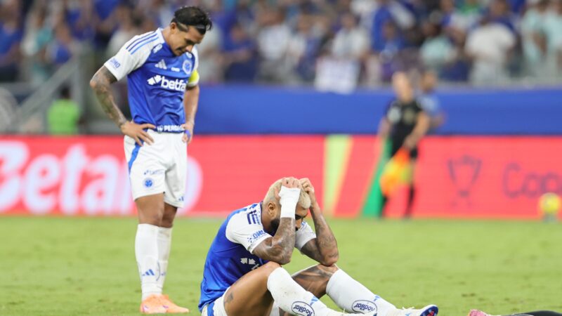 Análise: irreconhecível, Cruzeiro faz um dos piores jogos do ano e precisa de nível prime por vaga na final