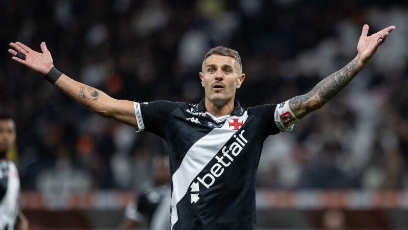 Vegetti dá o caminho para o Vasco ser campeão no domingo: “O time quer estar do tamanho da torcida”