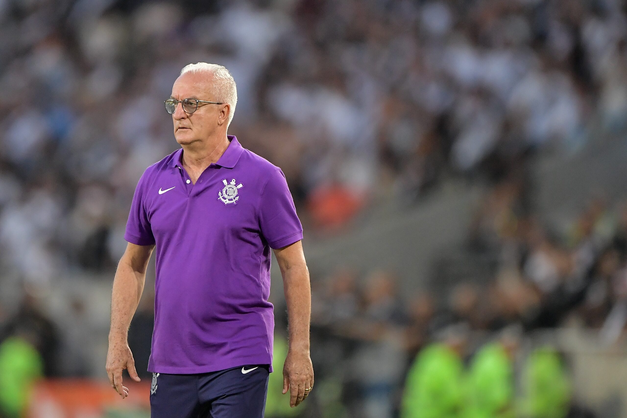 Dorival diz que tinha dívida com o Corinthians e cita saída da Seleção: “Poucos estenderam a mão”