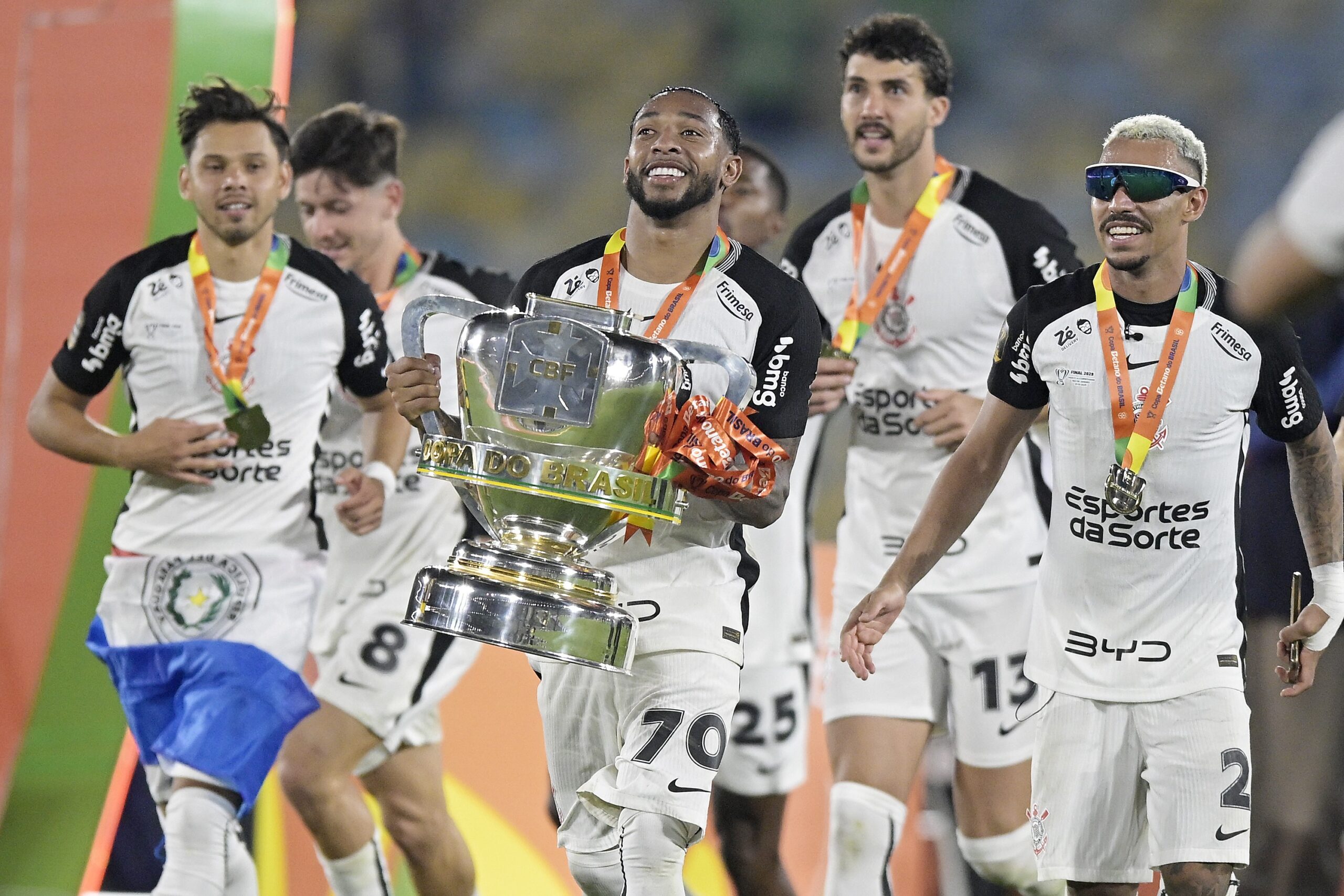 Corinthians fará festa na arena nesta segunda de manhã para comemorar título da Copa do Brasil