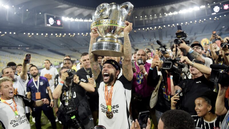 Título da Copa do Brasil precisa dar à luz um Corinthians melhor