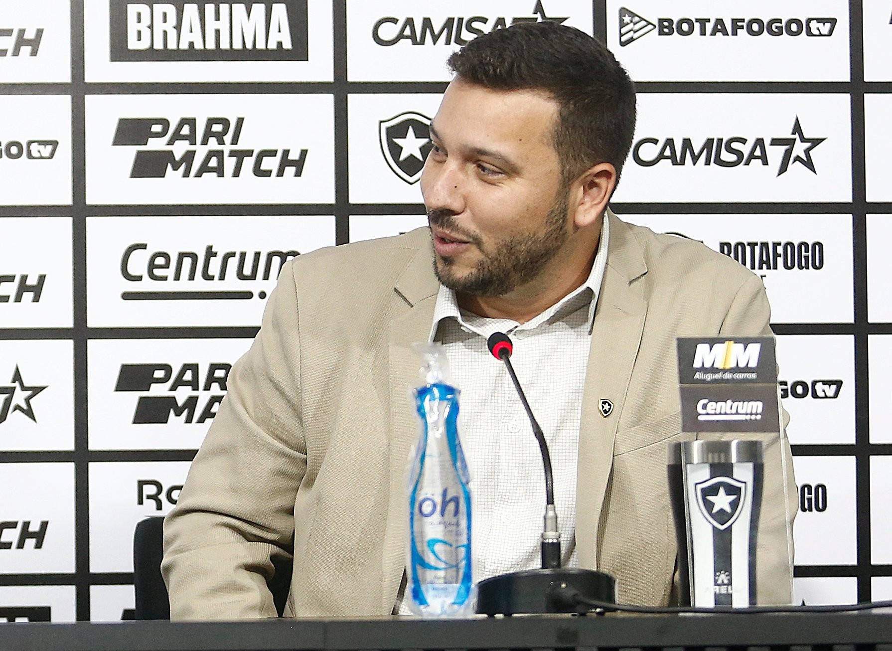 Corinthians quer executivo de mercado para substituir Fabinho e fez sondagens; veja perfil da busca