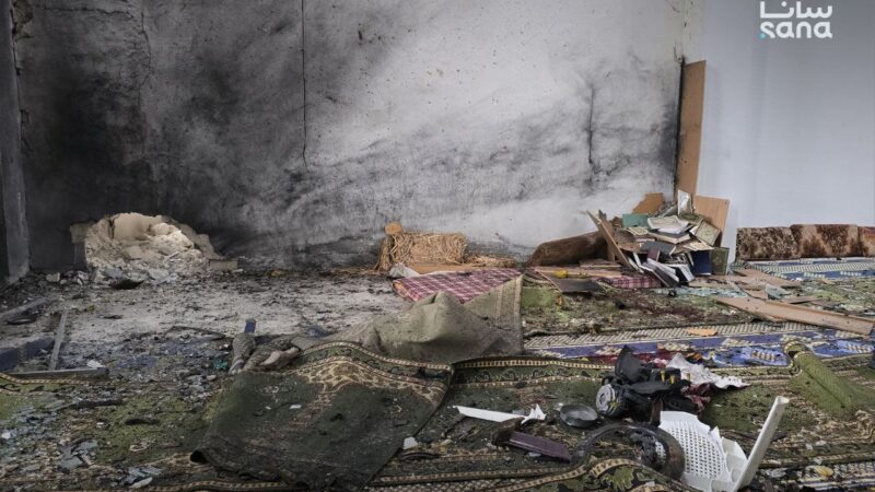 Atentado a bomba contra mesquita na Síria deixa 6 mortos e 21 feridos