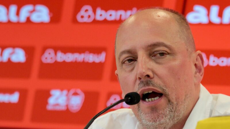 Barcellos, a fala e o fato