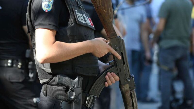 Turquia prende 115 suspeitos de planejar atentados durante festas de fim de ano