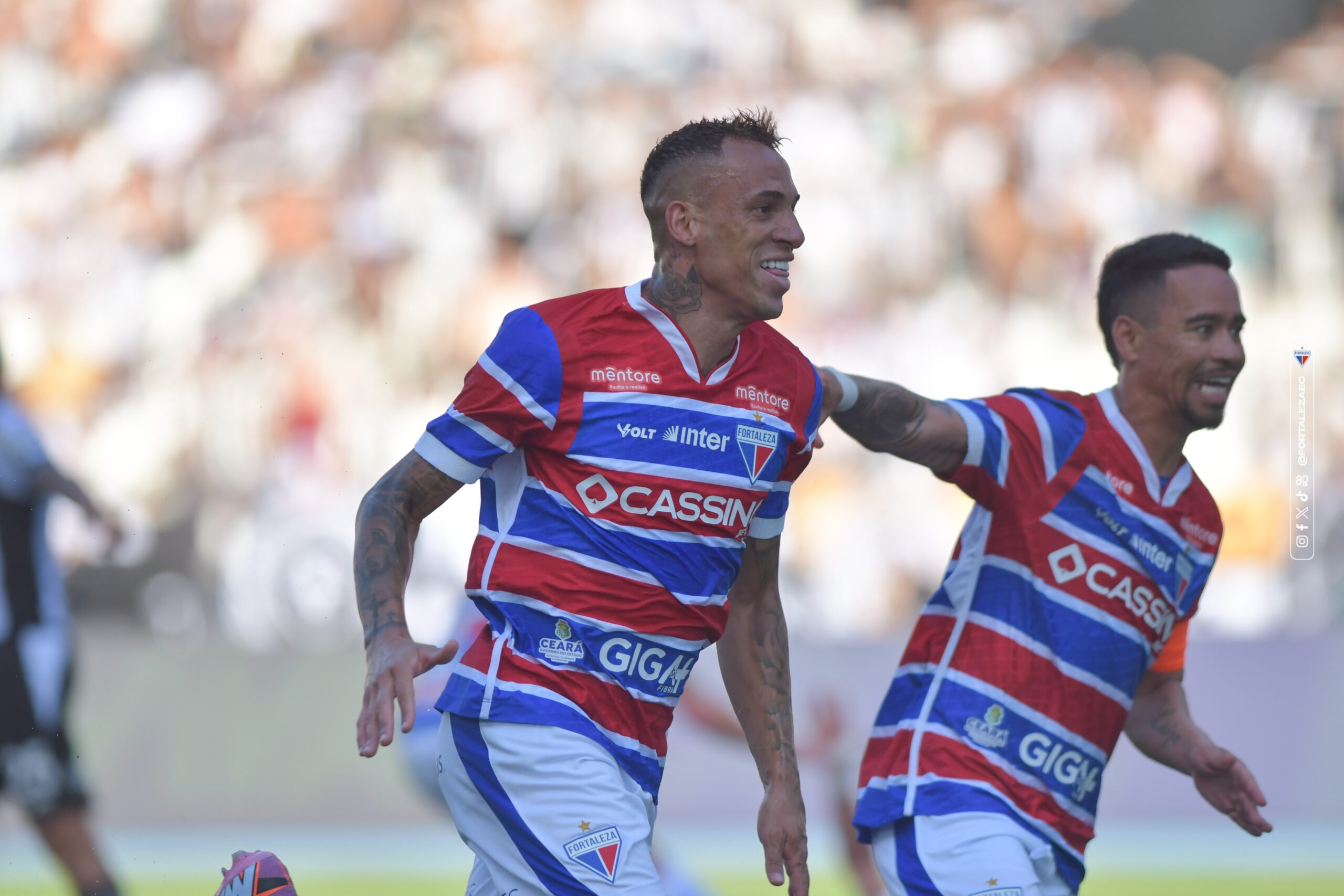 Coritiba faz proposta por atacante Breno Lopes, do Fortaleza