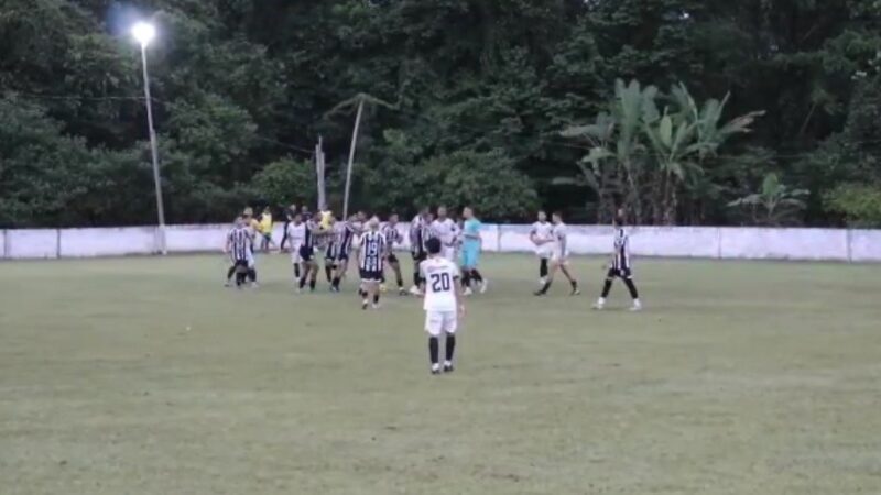 Pancadaria marca final da disputa da Copa Santarém entre São Raimundo e São Francisco; veja vídeo