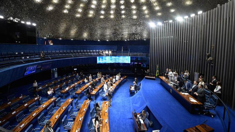 Senado aprova texto-base de proposta que corta isenções tributárias e libera R$ 22,45 bilhões no Orçamento de 2026